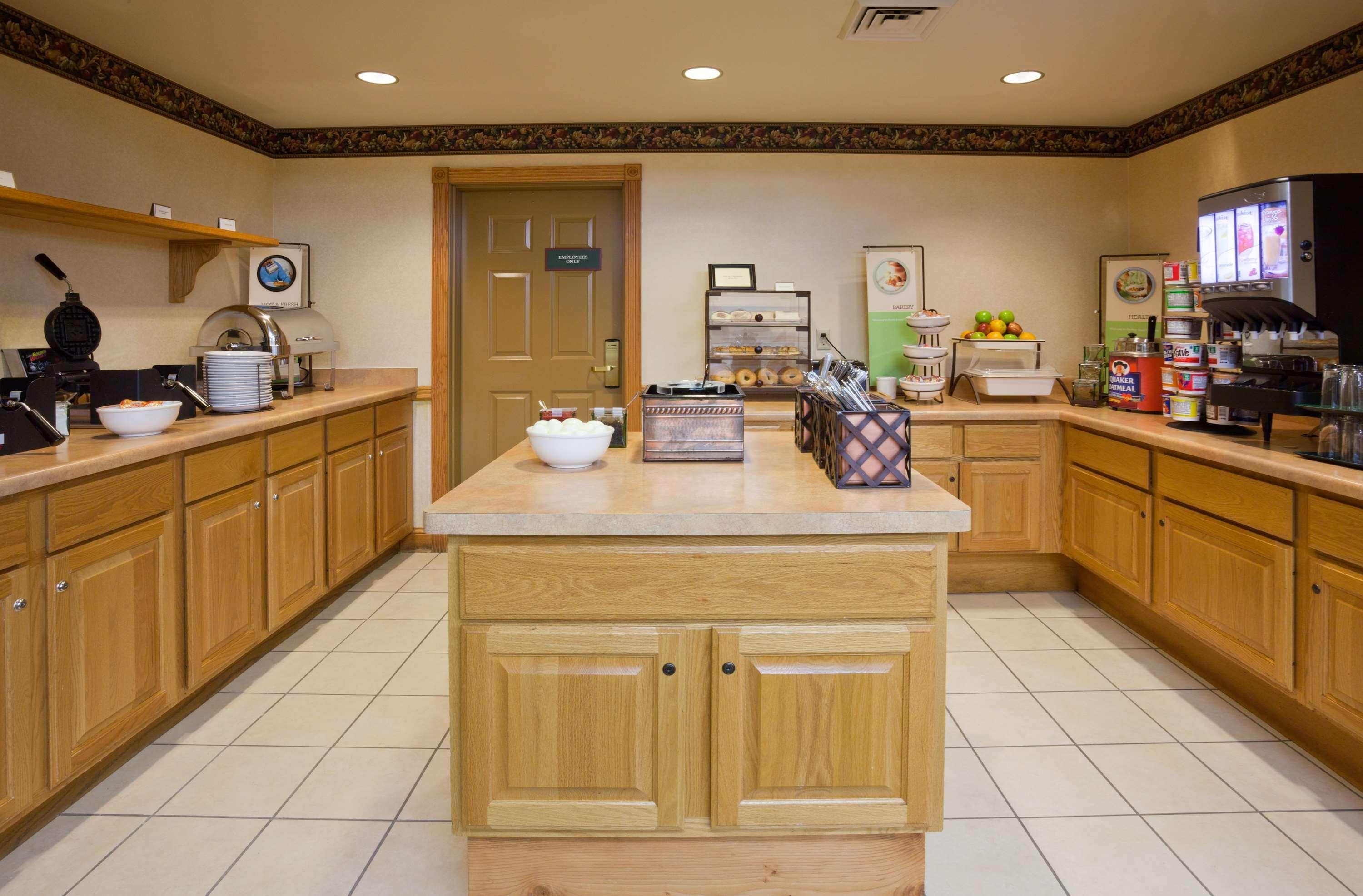 Country Inn & Suites By Radisson, Madison Southwest, Wi 피치버그 외부 사진