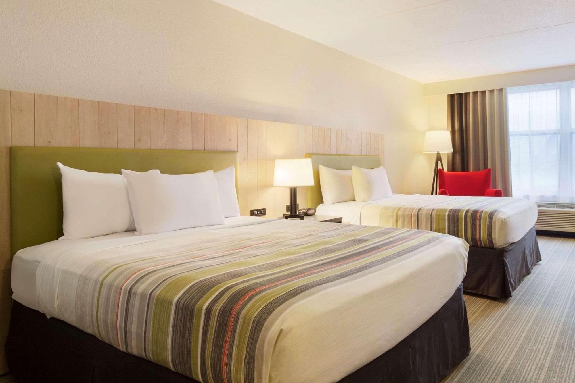 Country Inn & Suites By Radisson, Madison Southwest, Wi 피치버그 외부 사진