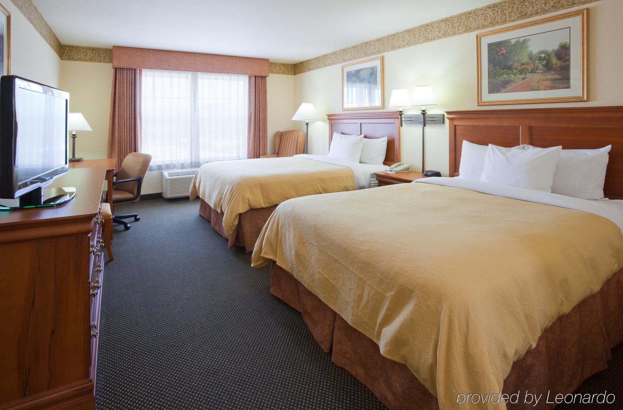 Country Inn & Suites By Radisson, Madison Southwest, Wi 피치버그 외부 사진